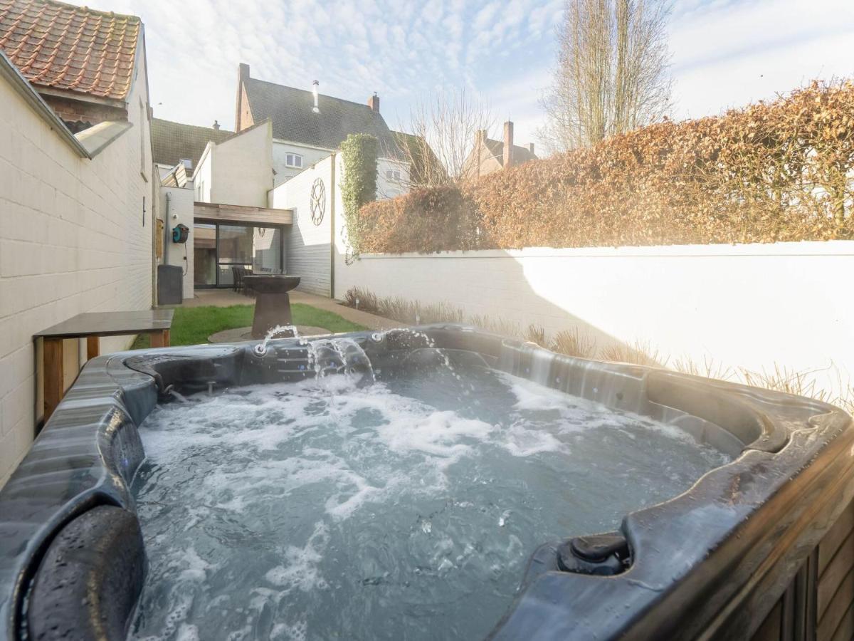 Lovely In With Sauna And Bubble Bath Holiday home