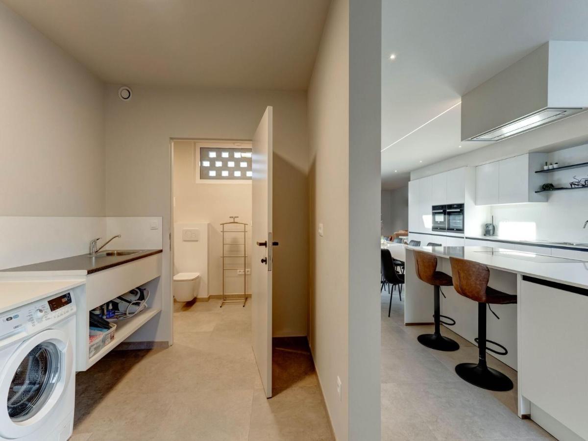 Holiday home Lovely In With Sauna And Bubble Bath Roesbrugge-Haringe